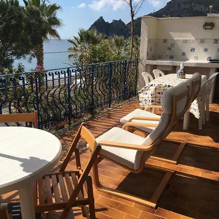 Taormina Sea House *